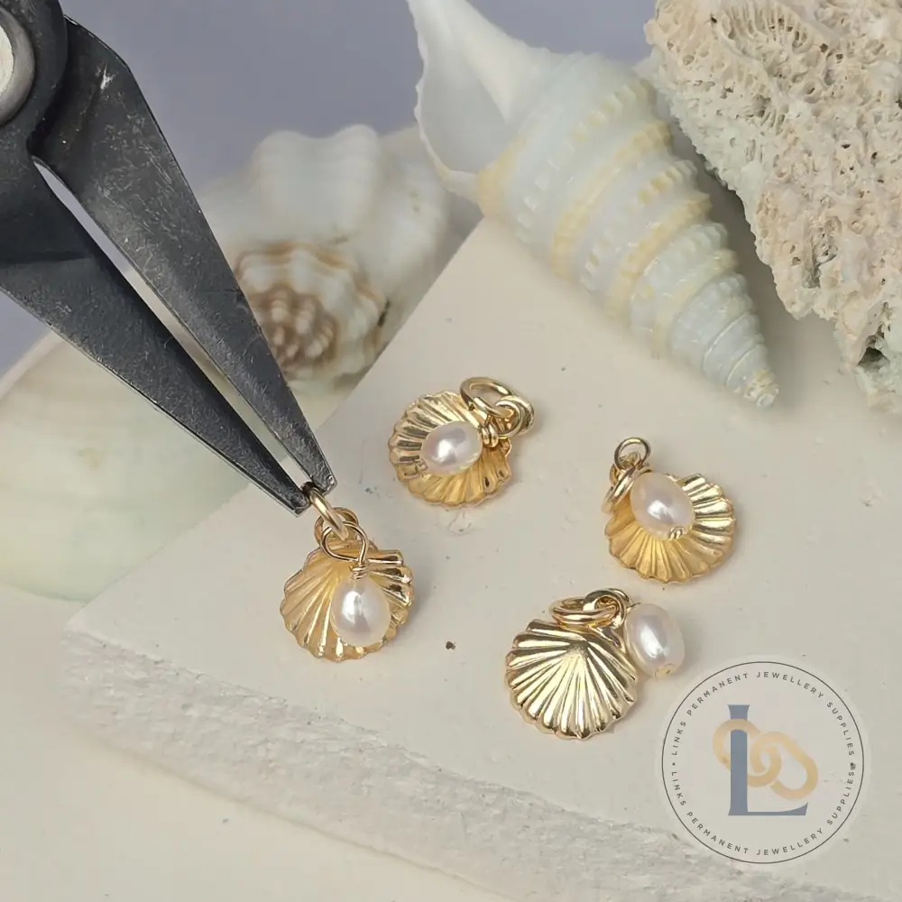 14k Gold Filled Shell & Freshwater Pearl Charm - Image 3