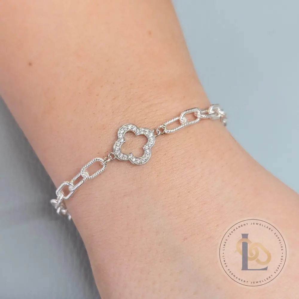 4.15mm Textured Paperclip Chain - Image 3