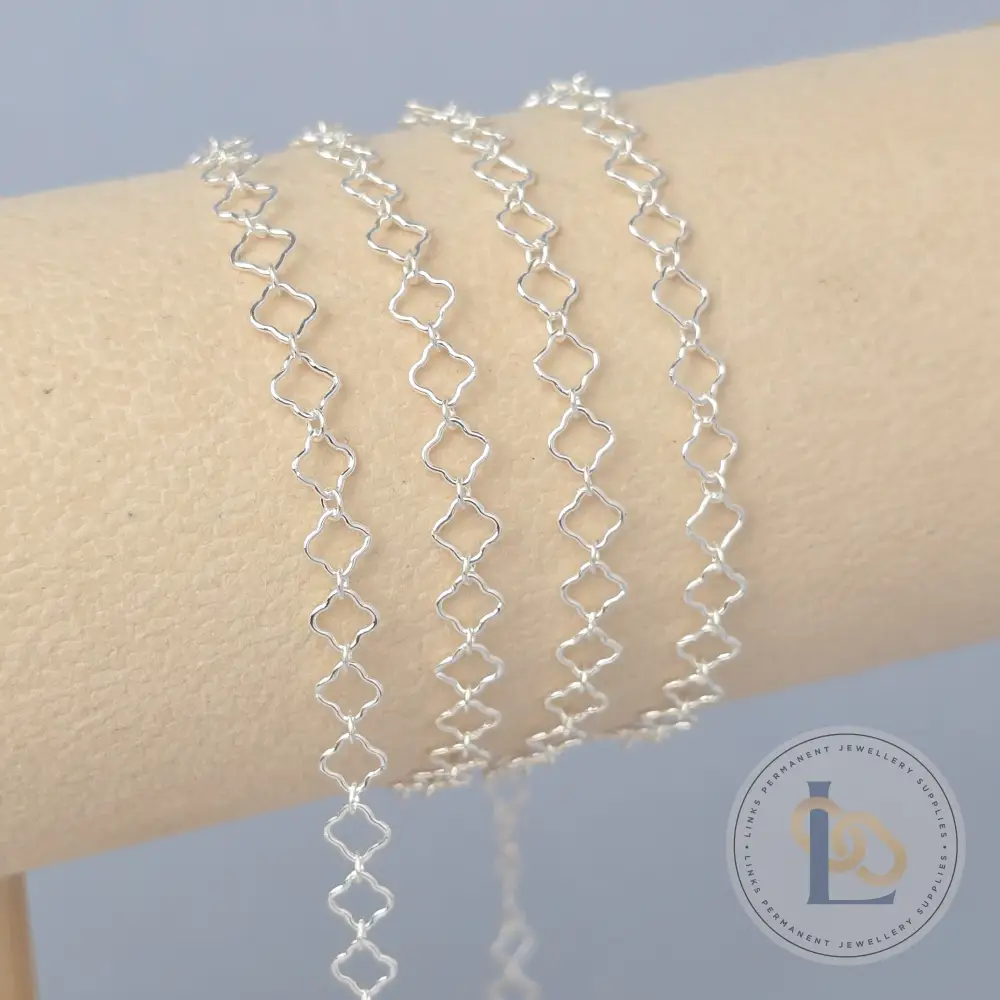 4.3mm Clover Chain - Image 4